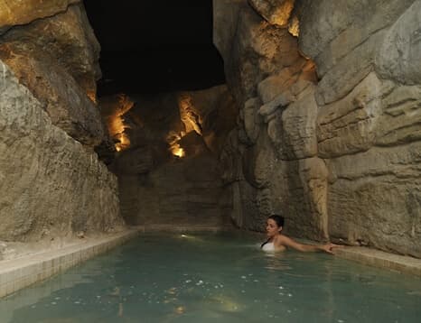 balneario agua caliente.php